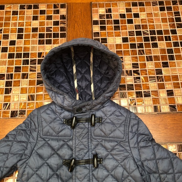 Burberry Quilted Toggle Winter Coat - Picture 5 of 8